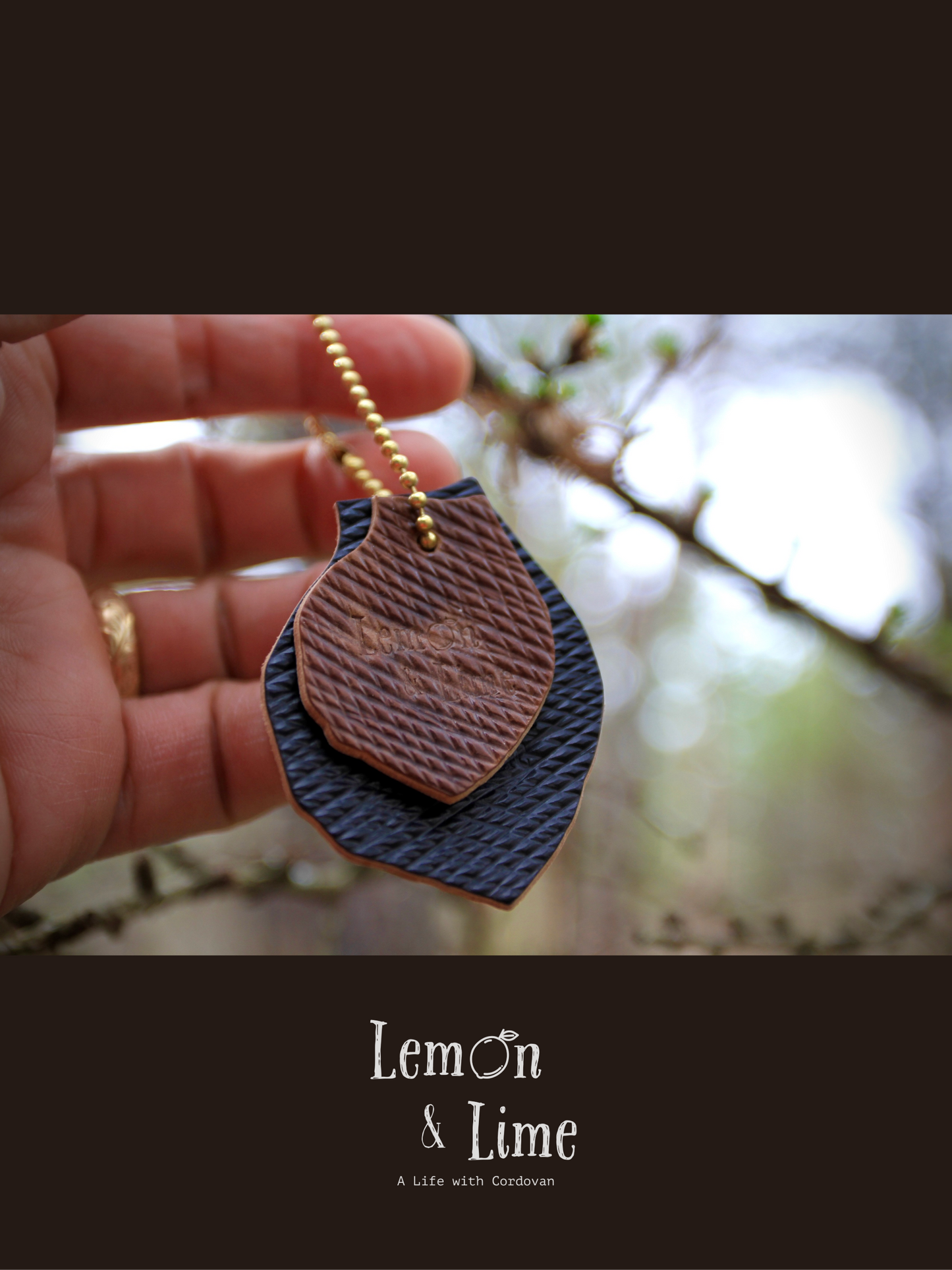 Shell Charm【Horween】シェルコードバン型のチャーム
