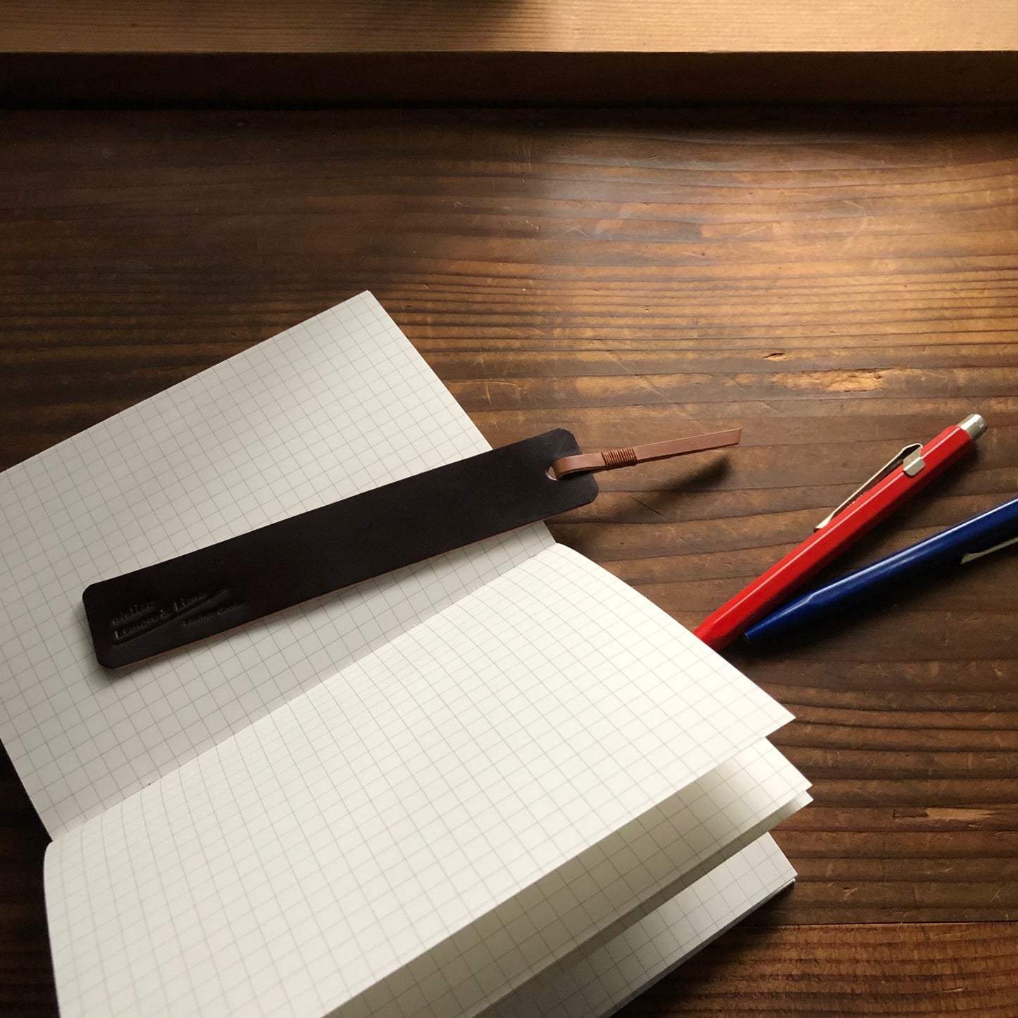Shell Bookmark【Horween】シェルコードバンの栞(しおり)