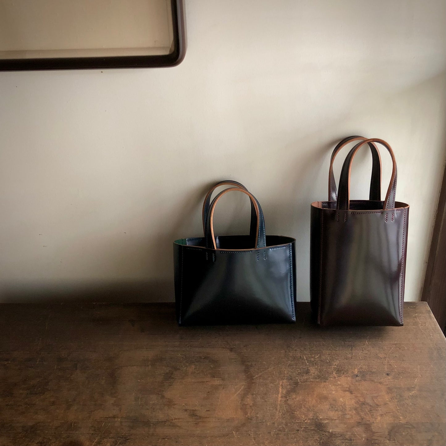 Shell Bag / Mini Tote (Vertical)【Horween】シェルコードバンのミニトートバッグ(たて型)