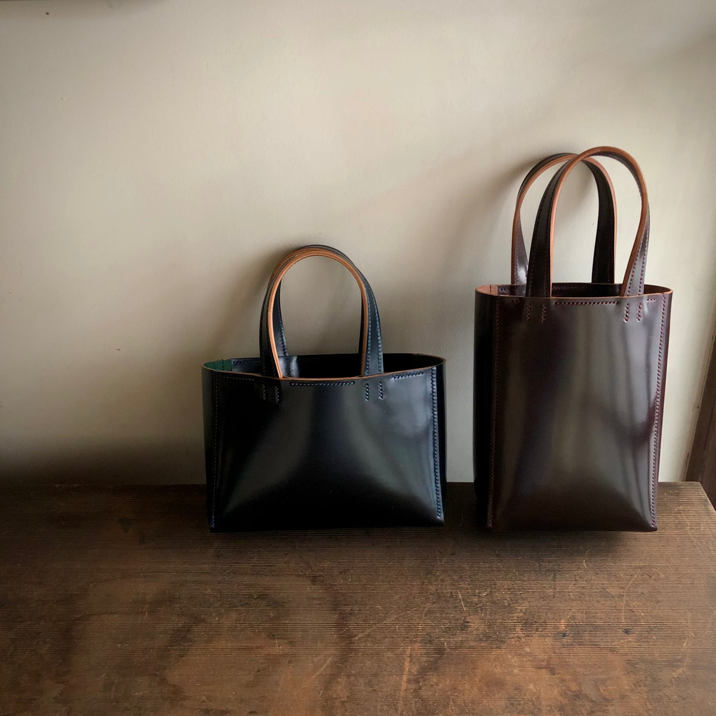 Shell Bag / Mini Tote (Vertical)【Horween】シェルコードバンのミニトートバッグ(たて型)