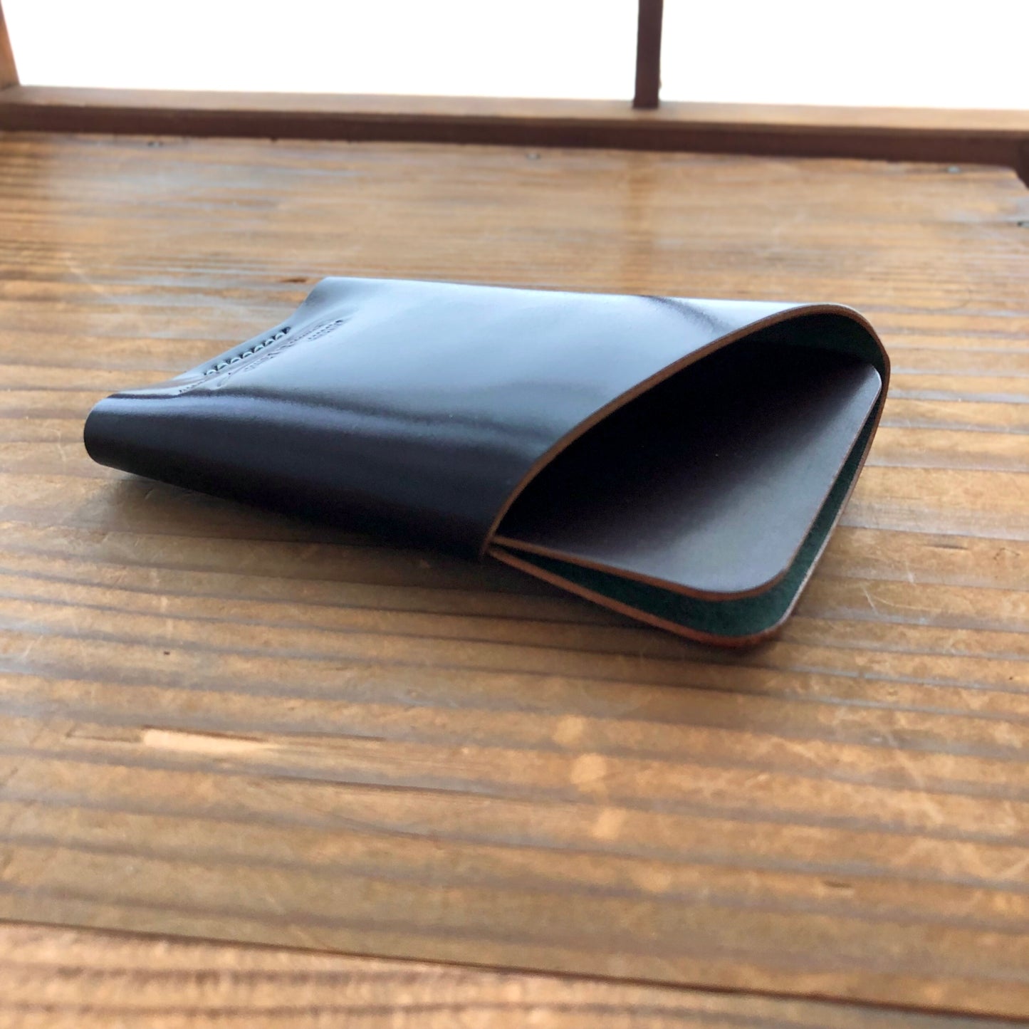 Shell Wallet / Vertical / Wrapper (2-pocket, Vertical)【Horween】シェルコードバンの縦型のカードホルダー Wrapper