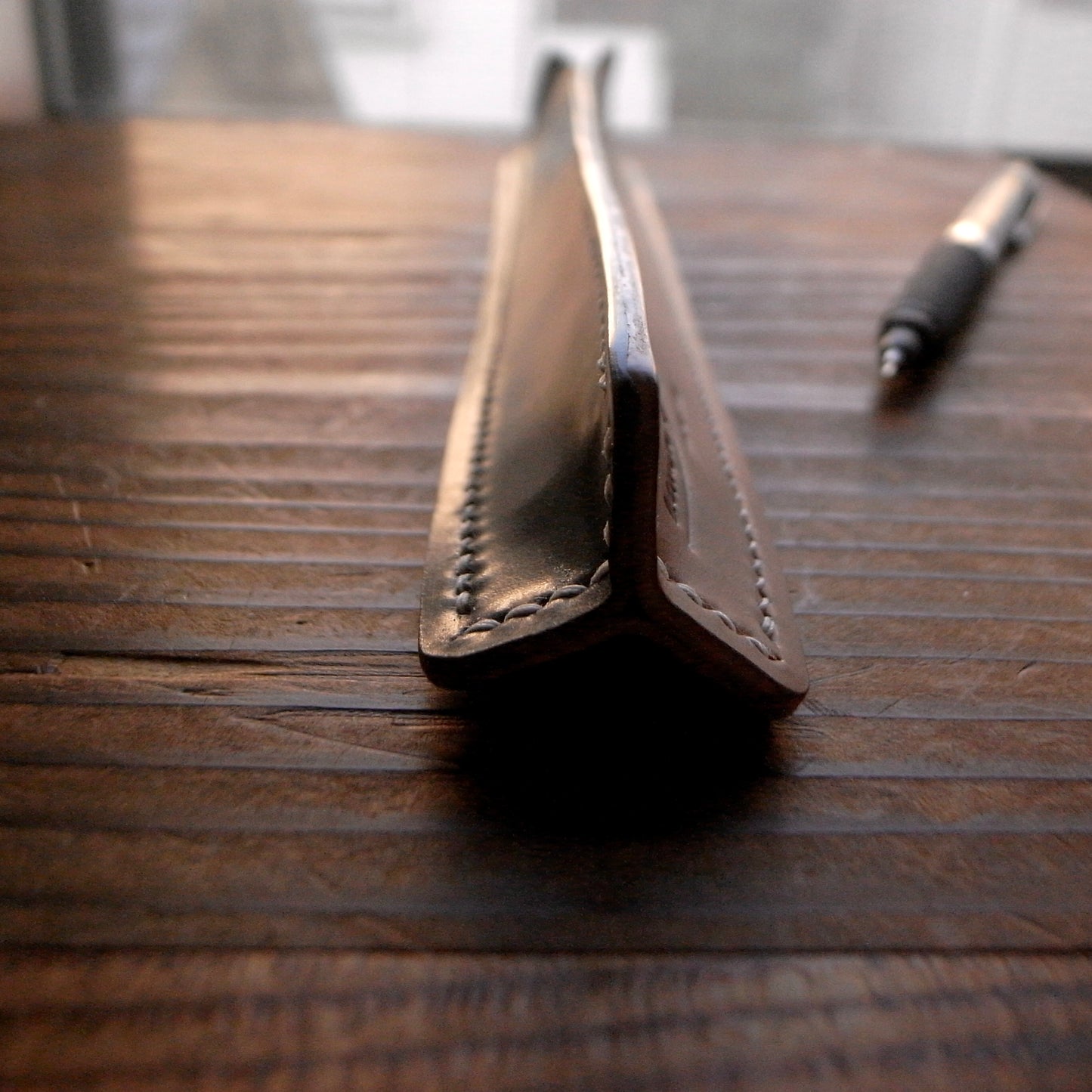 Shell Scale Ruler Sheath【Horween】シェルコードバンの三角スケール専用カバー