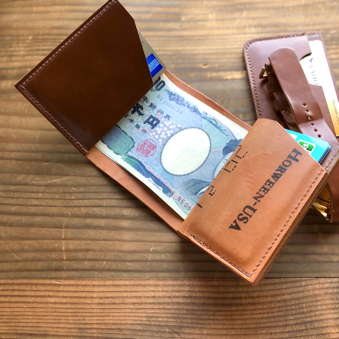 Shell Wallet / Vertical / Palm-Sized Wallet, Trifold【Horween】シェルコードバンのシンプルな三折り財布