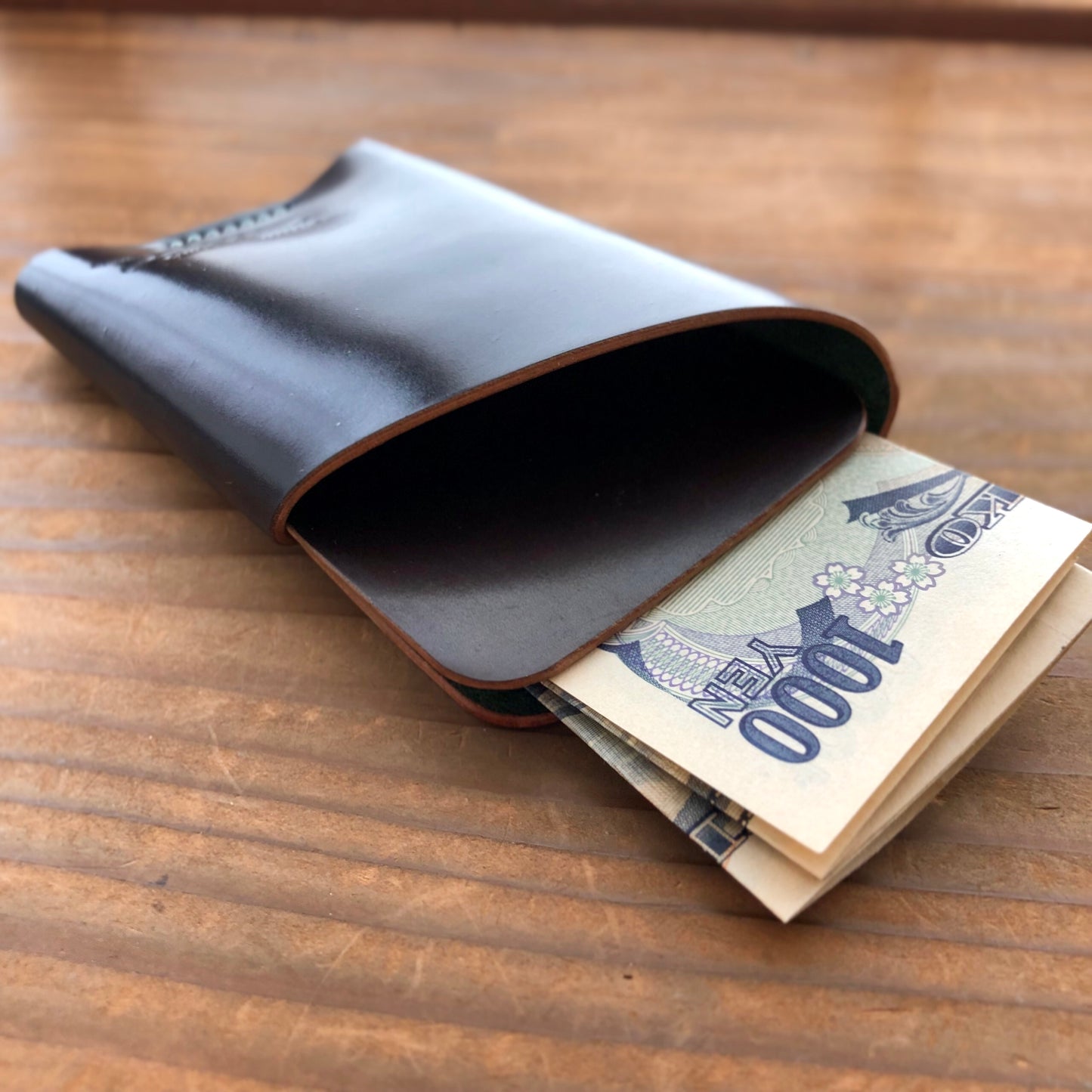 Shell Wallet / Vertical / Wrapper (2-pocket, Vertical)【Horween】シェルコードバンの縦型のカードホルダー Wrapper