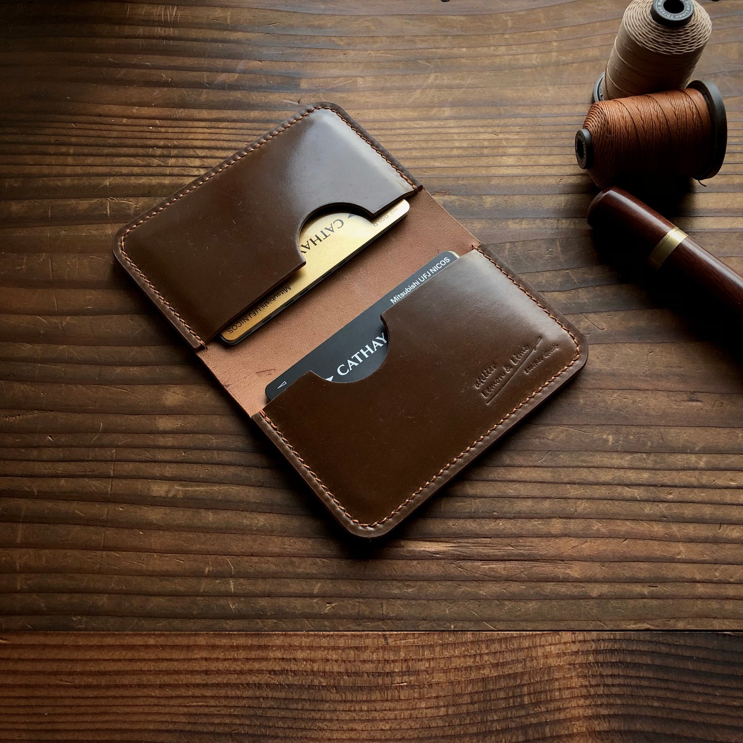 Shell Wallet / r12.5 / Bifold (2-pocket)【Horween】シェルコードバンのカードホルダー / r12.5 / Bifold (2-pocket)