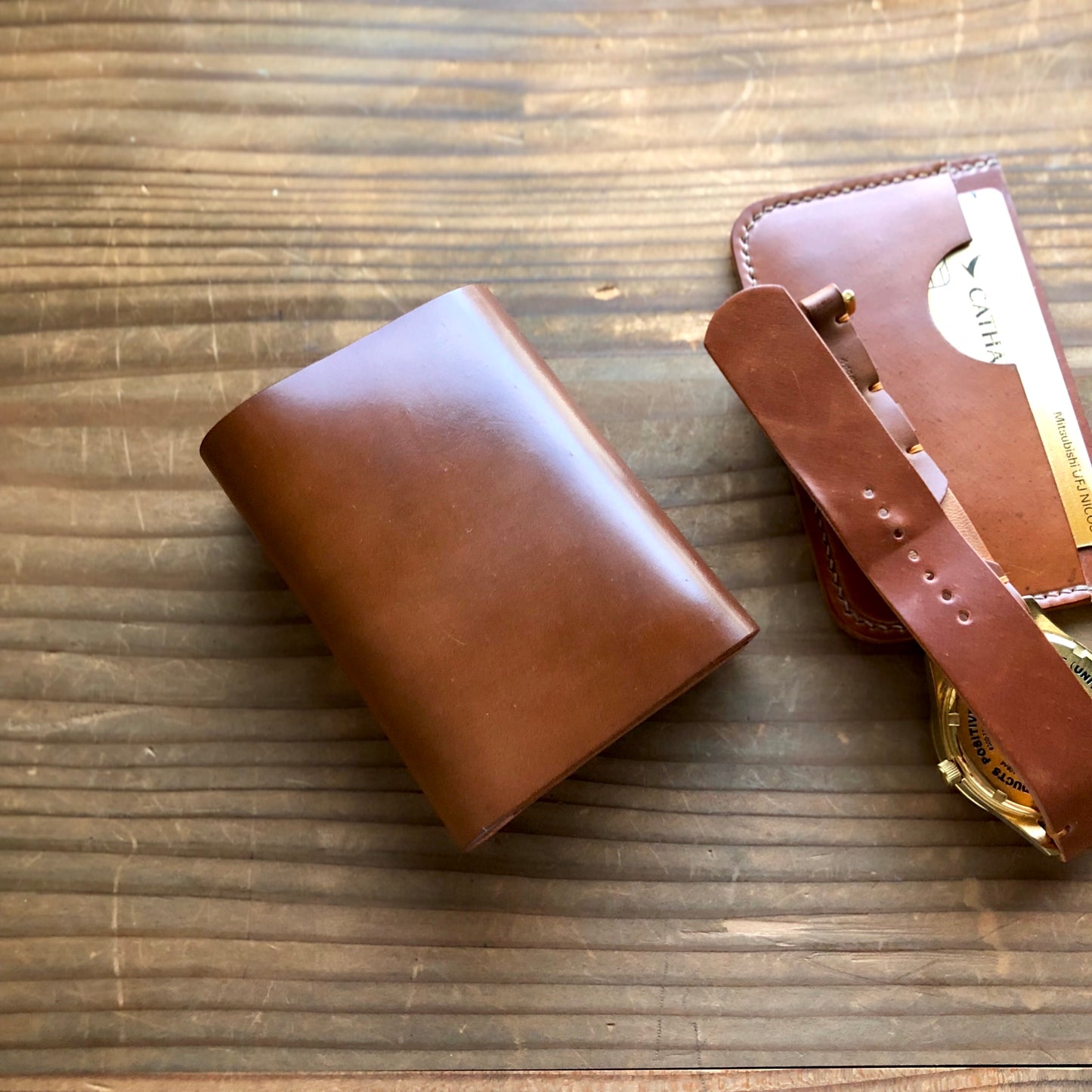 Shell Wallet / Vertical / Palm-Sized Wallet, Trifold【Horween】シェルコードバンのシンプルな三折り財布