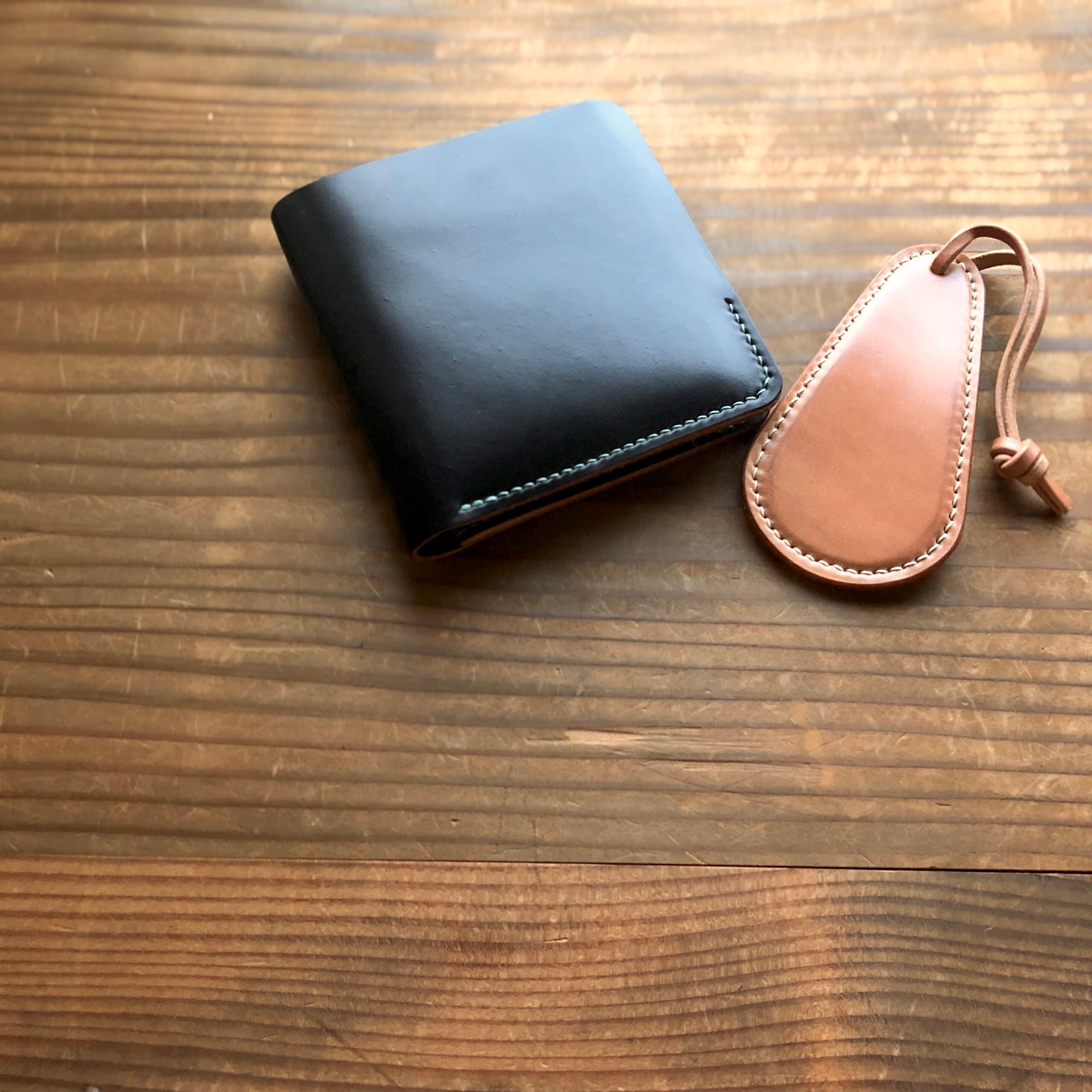 Shell Shoehorn【Horween】シェルコードバンで包んだ靴べら