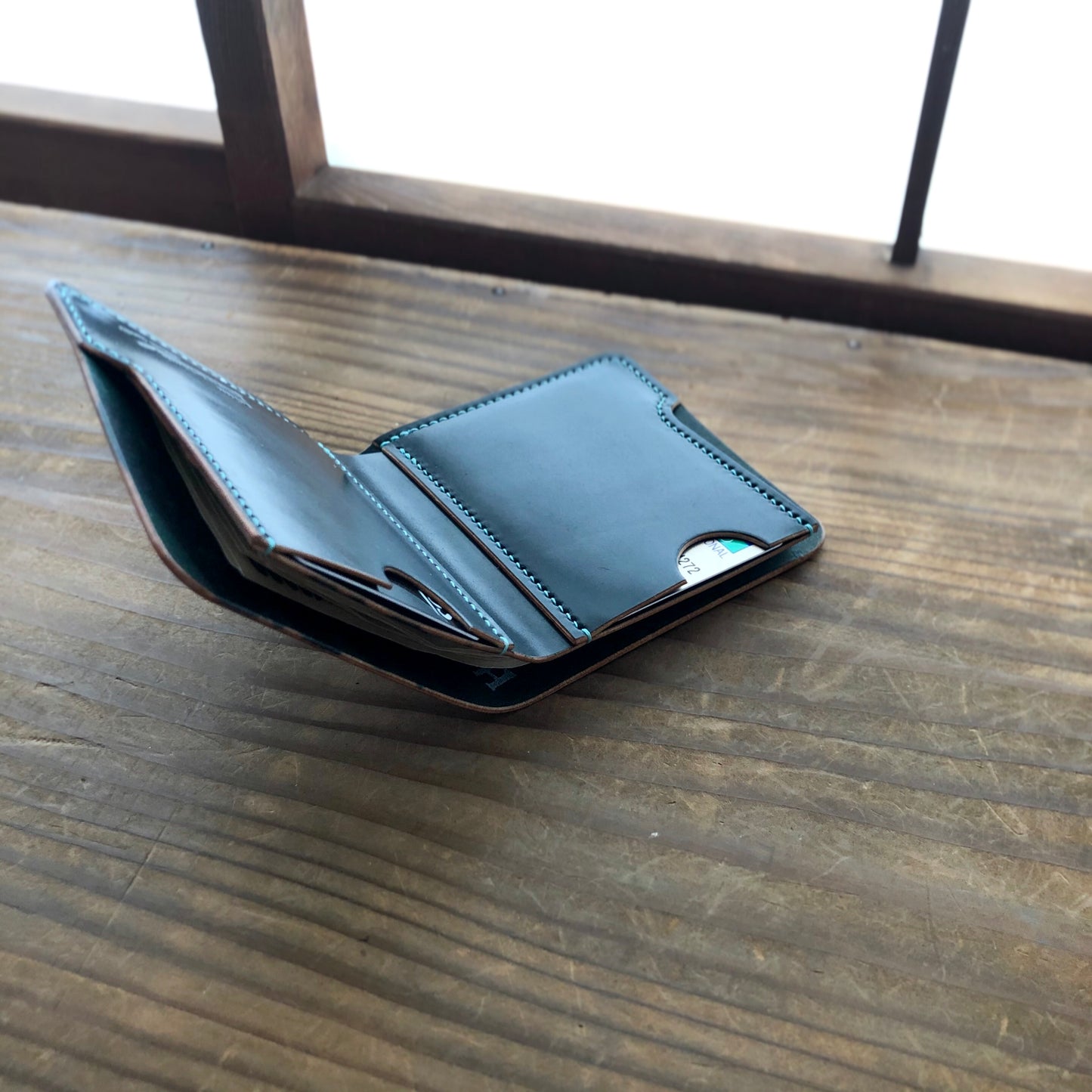 Shell Wallet / Simple / Slim Bifold【Horween】シェルコードバンの薄めの二折り財布