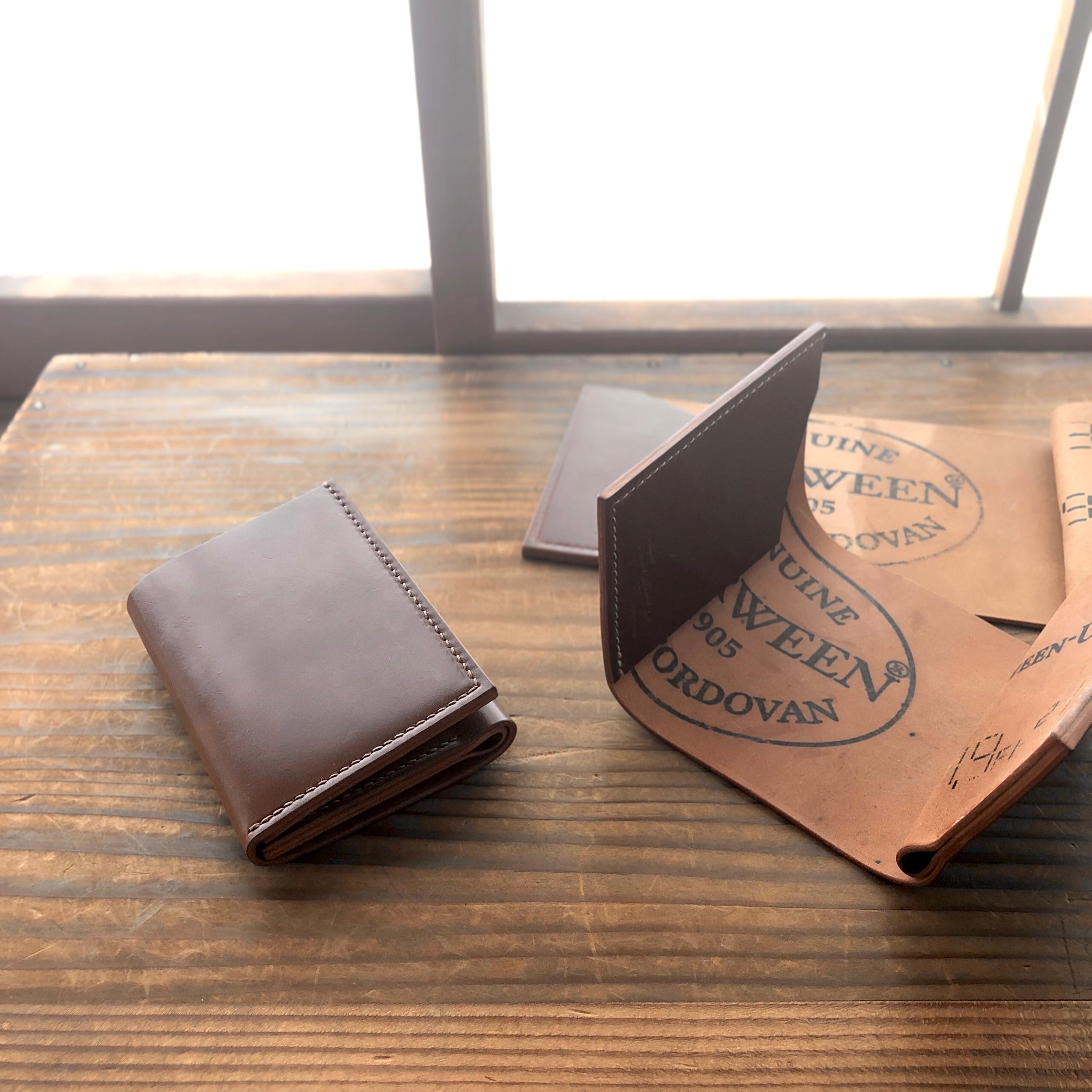 Shell Wallet (Palm-Sized / Trifold)【Horween】シェルコードバンの三折り財布