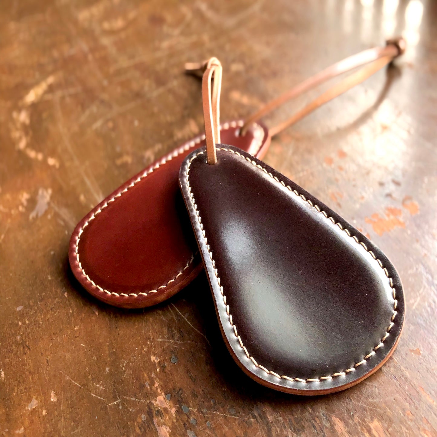 Shell Shoehorn【Horween】シェルコードバンの靴べら
